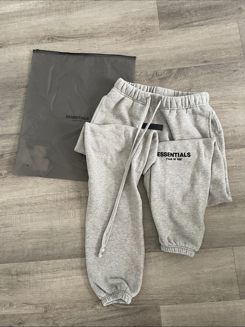 Authentic essentials fear of god dark oatmeal Mens us XS size pants